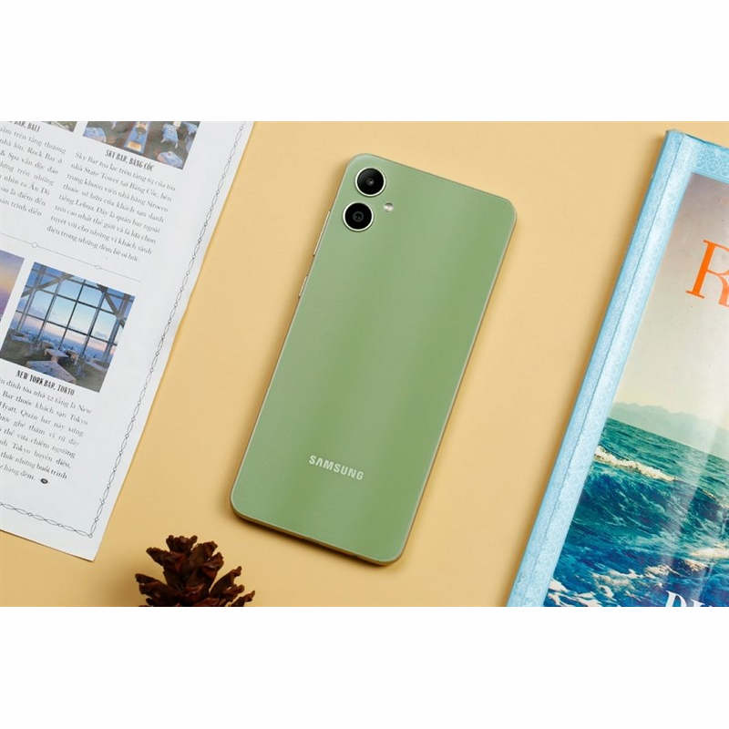 گوشی موبایل سامسونگ مدل Galaxy A05 دو سیم کارت ظرفیت 128 گیگابایت و رم 6 گیگابایت - ویتنام