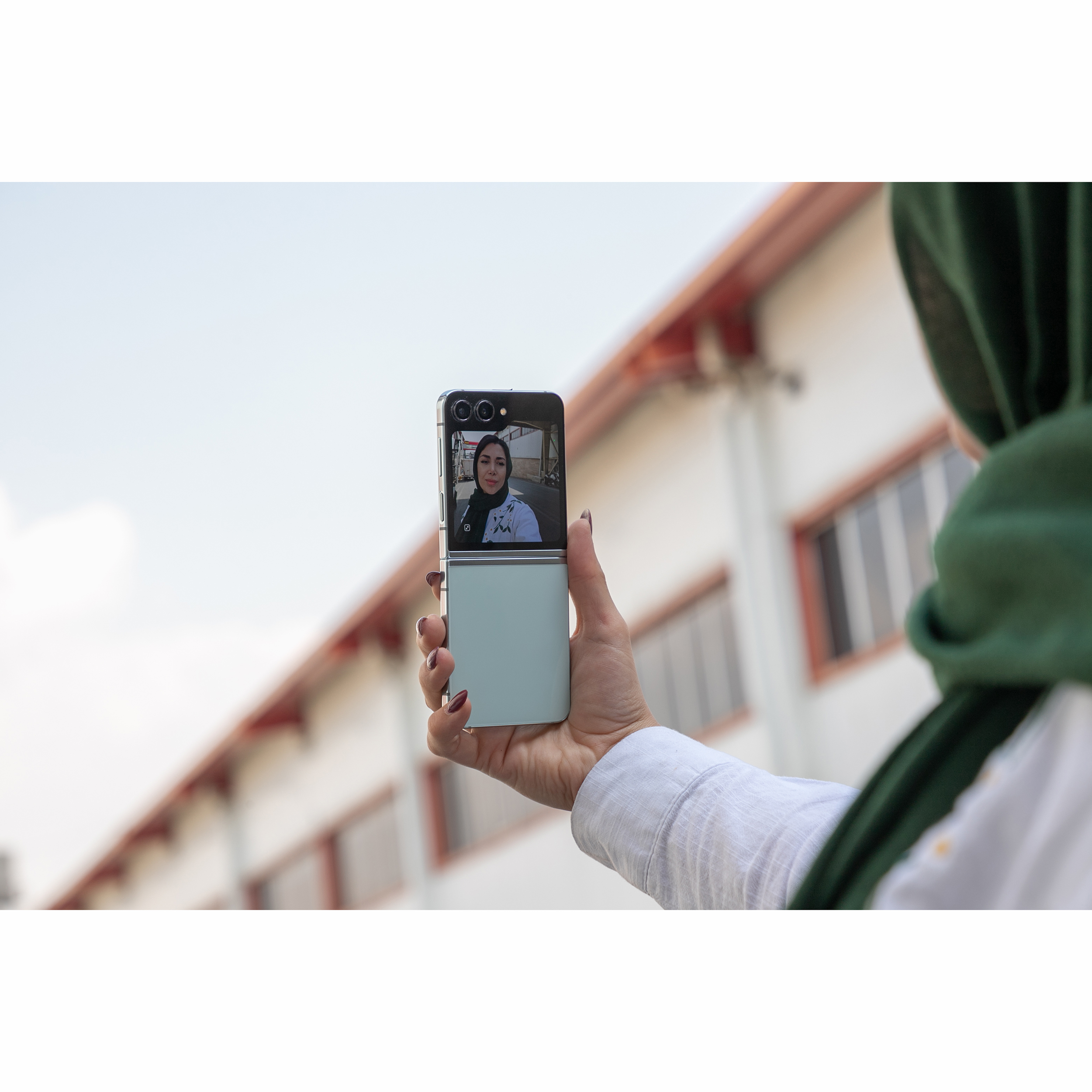گوشی موبایل سامسونگ مدل Galaxy Z Flip5 تک سیم کارت ظرفیت 512 گیگابایت و رم 8 گیگابایت