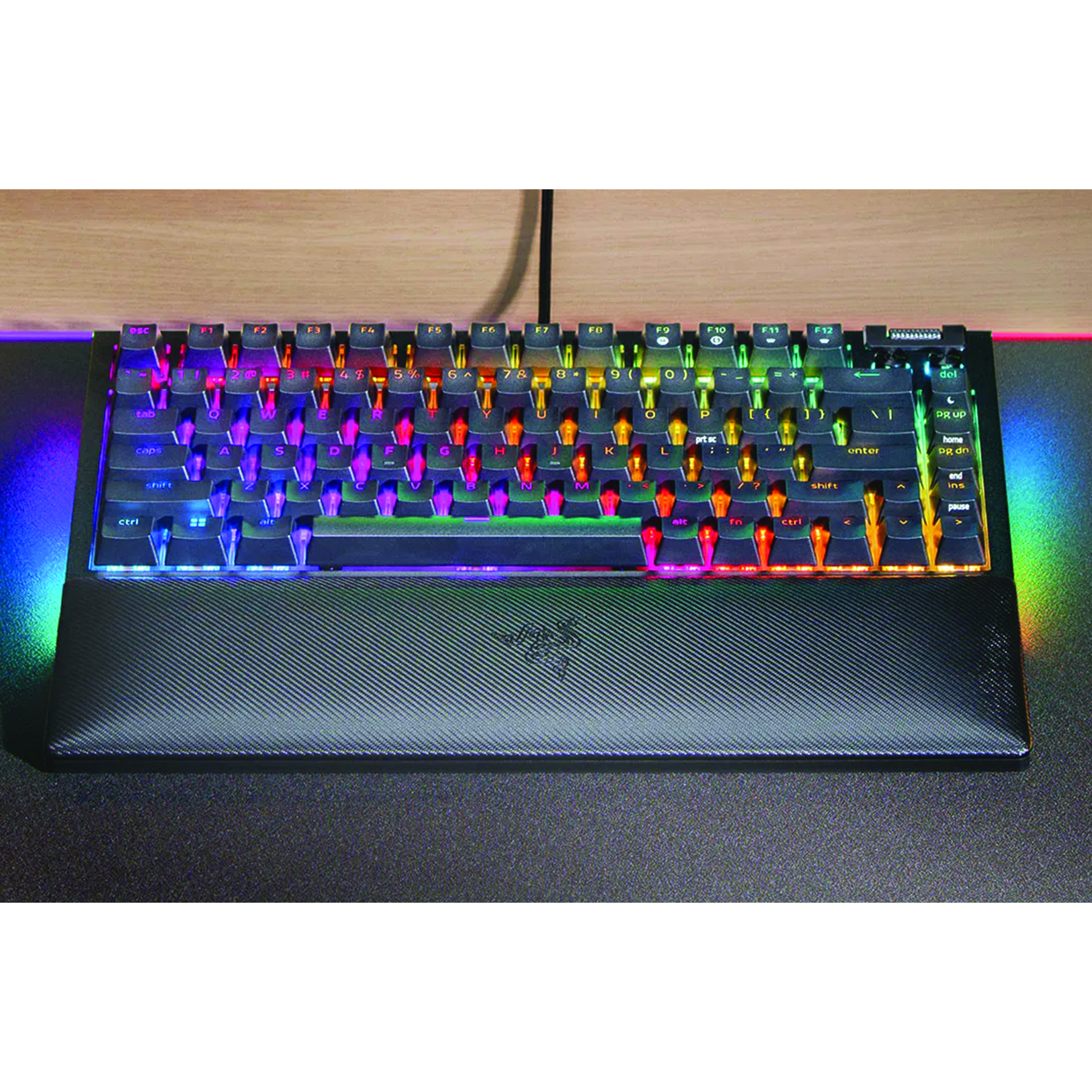 کیبورد مخصوص بازی ریزر مدل blackwidow v4 75