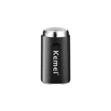 ماشین اصلاح موی صورت کیمی مدل KM-C51، اصلاح به صورت صفر زن، منبع انرژی باتری، تکنولوژی اصلاح به صورت برش چرخشی، اندازه اصلاح ، مدت زمان شارژ 60 دقیقه و مدت زمان استفاده پس از شارژ 50 دقیقه، به همراه برس تمیزکننده، کابل شارژ USB، درپوش، طراحی ارگونومیک