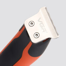 ماشین اصلاح موی سر و صورت وی جی ار مدل V-999، استفاده به صورت خشک و مرطوب، منبع انرژی باتری، تکنولوژی اصلاح به صورت تریمر، اندازه اصلاح 0.01 میلی‌متر، مدت زمان شارژ 180 دقیقه و مدت زمان استفاده پس از شارژ 90 دقیقه، به همراه برس تمیزکننده، کابل USB ، روغن