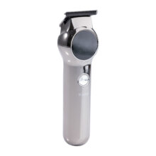 ماشین اصلاح موی سر و صورت کیمی مدل KM-1851، اصلاح به صورت صفر زن، خط زن، منبع انرژی باتری، تکنولوژی اصلاح به صورت تریمر، مدت زمان شارژ 120 دقیقه و مدت زمان استفاده پس از شارژ 180 دقیقه، به همراه برس تمیز کننده، روغن و کابل شارژ USB، دارای عملکرد توربو