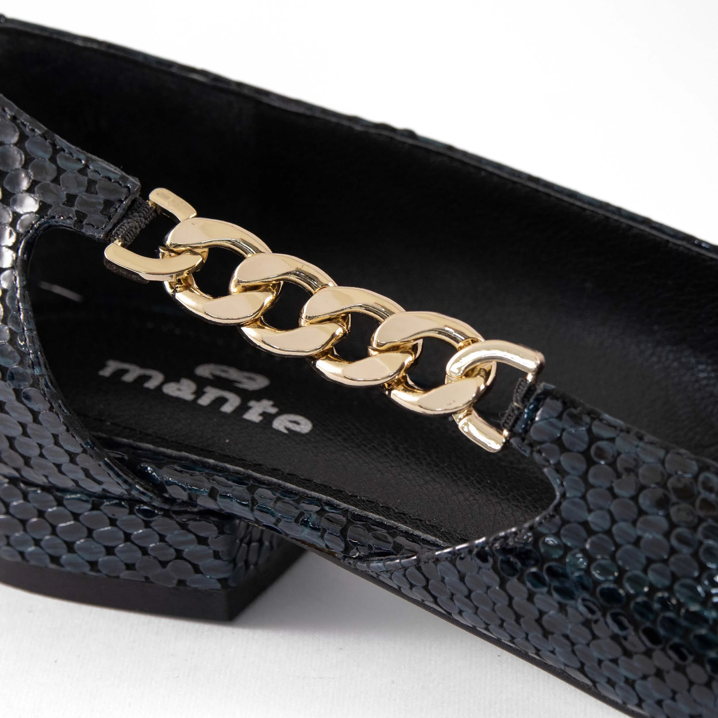 کفش زنانه منط مدل z250 کد 72556