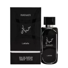 ادوپرفیوم مردانه لطافه، مدل حیاتی با حجم 100 میلی‌لیتر و رایحه طبیعت، شیرین، خوراکی، خنک، چوب، مناسب تمام فصول، نت آغازین سیب، ترنج، نت میانی دارچین، چوبهای جنگلی، نت پایانی مشک، وانیل