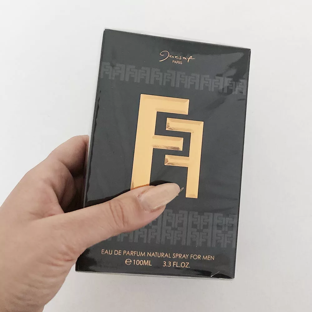 ادوپرفیوم مردانه ژک ساف مدل FF حجم 100 میلیلیتر رایحه گرم، شیرین، خوراکی ، مناسب فصل پاییز و زمستان، نت آغازین مرکبات، نت میانی بنفشه و یاسمین، نت پایانی صندل، علف وتیور، خزهی اوکموس، عنبر و وانیل
