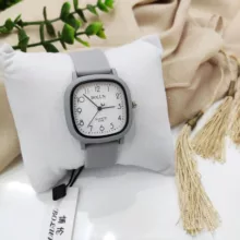 ساعت مچی عقربه ای بولون مدل 2849 بند پیو کد DB24