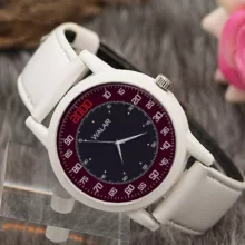 ساعت مچی عقربه ای والار کد LF1560