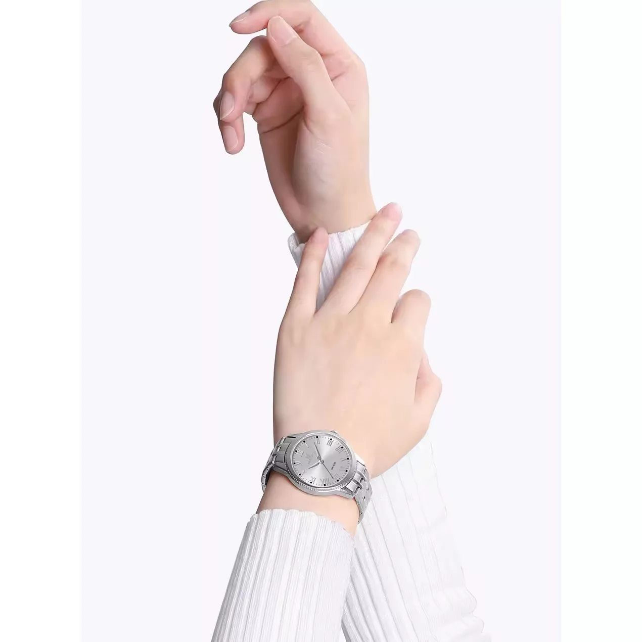 ساعت مچی عقربه ای زنانه نیوی فورس مدل NF5032SSW