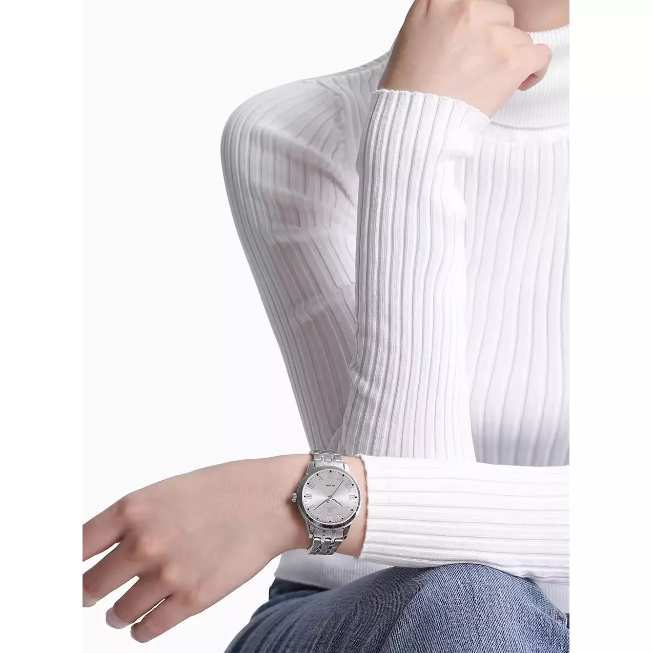 ساعت مچی عقربه ای زنانه نیوی فورس مدل NF5032SSW