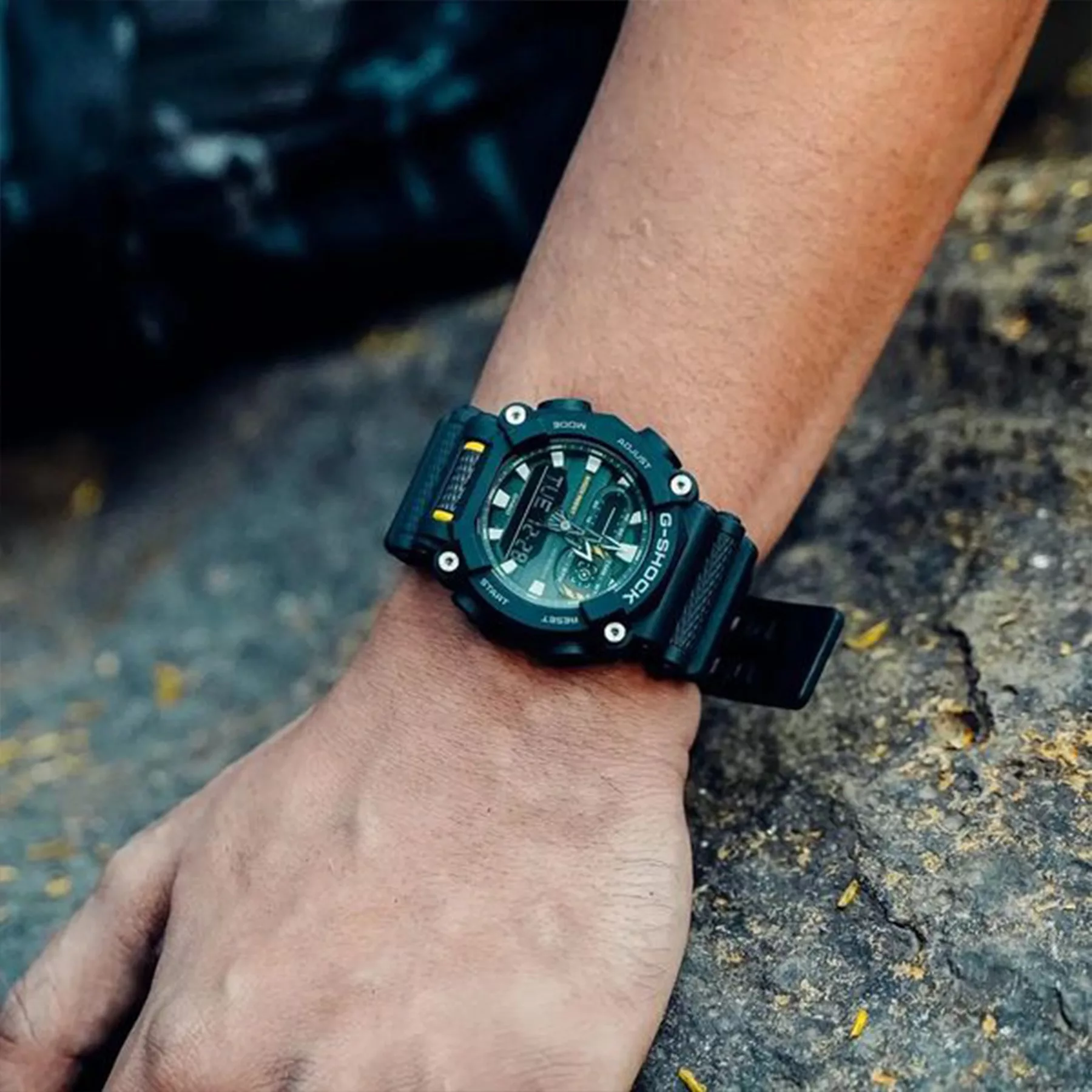 ساعت مچی عقربه ای کاسیو مدل GA-900-1ADR