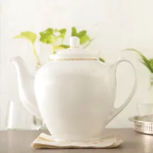 قوری چینی زرین ایران مدل هیئتی 16 سپیدار درجه عالی