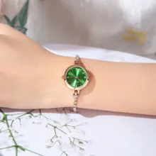 ساعت مچی عقربه ای زنانه اسکمی مدل 1854GRN