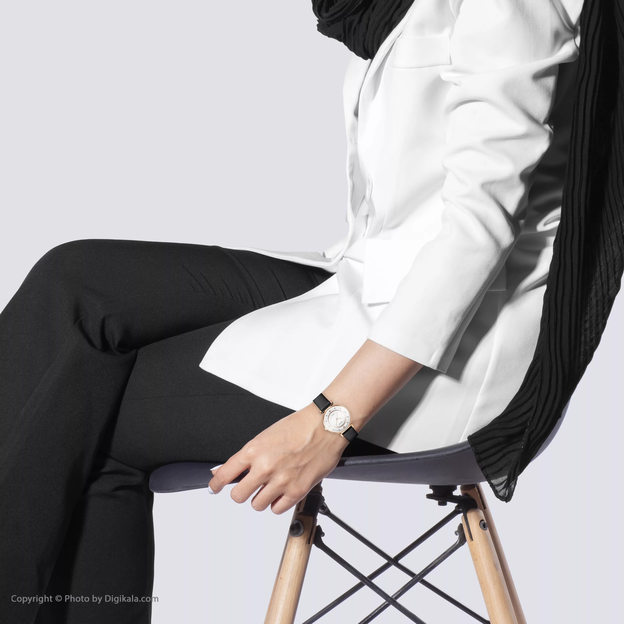 ساعت مچی عقربه ای زنانه اسکمی مدل 1330 کد 02