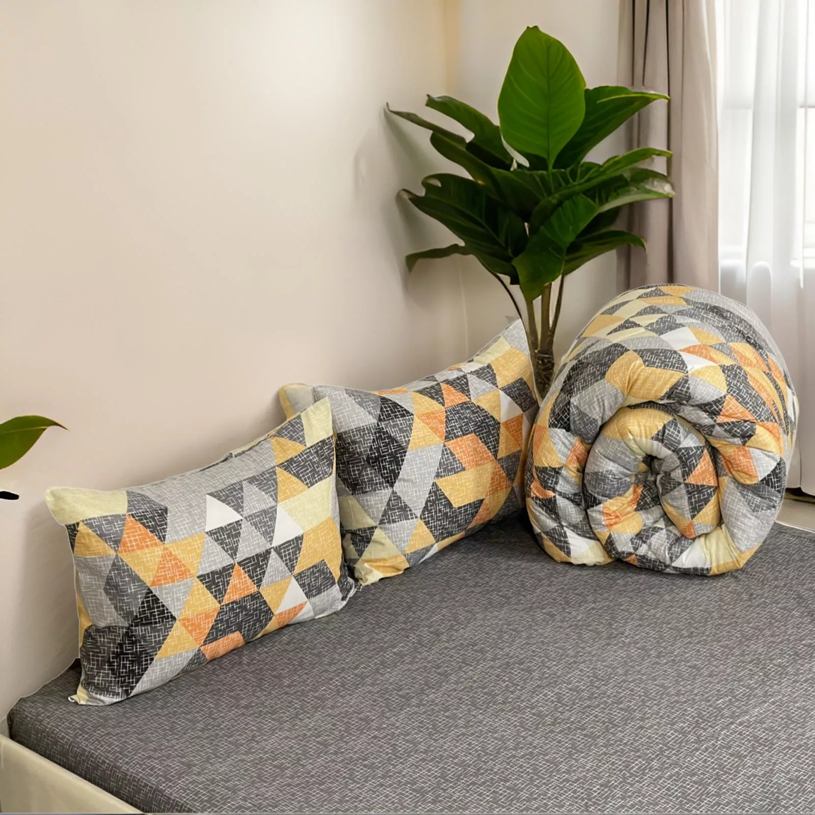 سرویس خواب مانیکاهوم مدل Hita plus هیتا پلاس یک نفره سه تکه