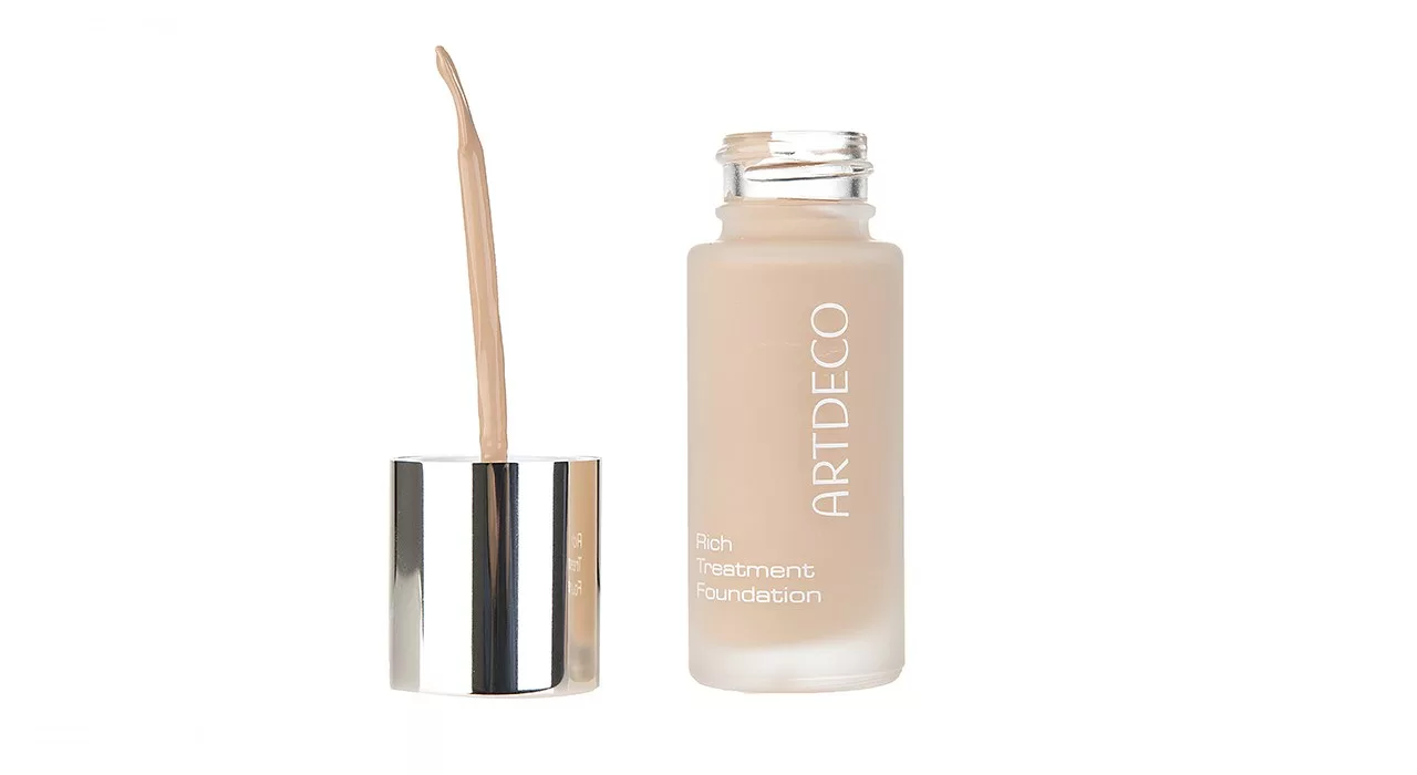 کرم پودر آرت دکو سری Rich Treatment شماره 28