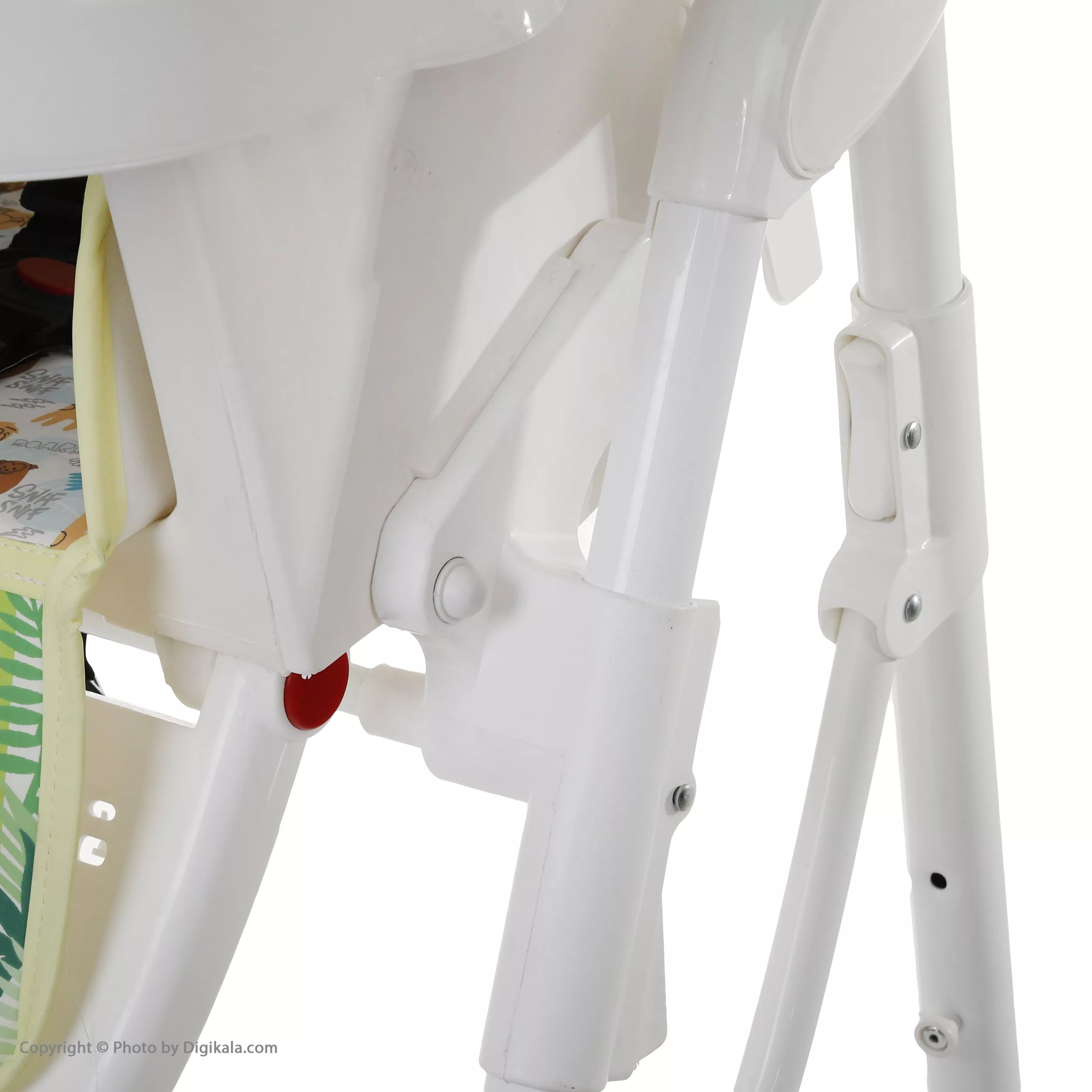 صندلی غذاخوری کودک بی بی ماک مدل Z112-34