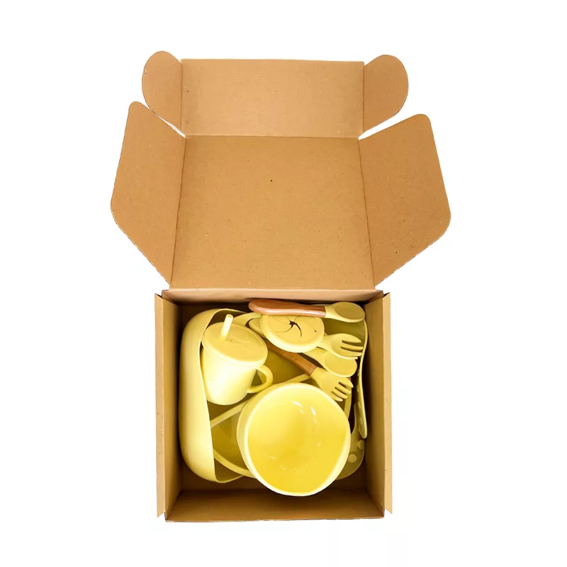 ظرف غذای کودک مدل یامی مجموعه 10 عددی