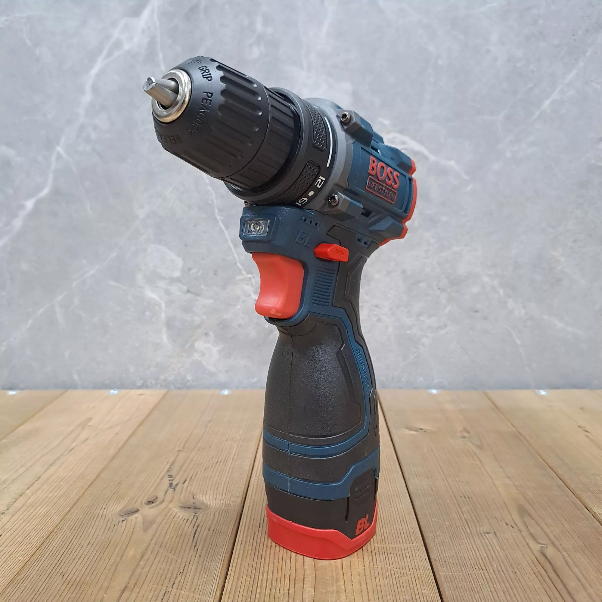 دریل پیچ گوشتی شارژی باس مدل براشلس