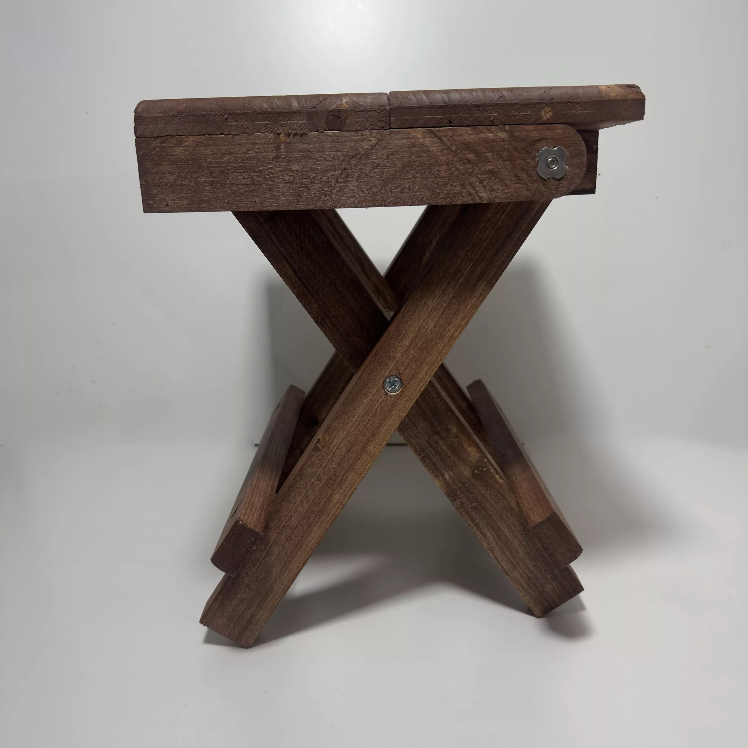 صندلی تاشو سفری مدل ضربدری