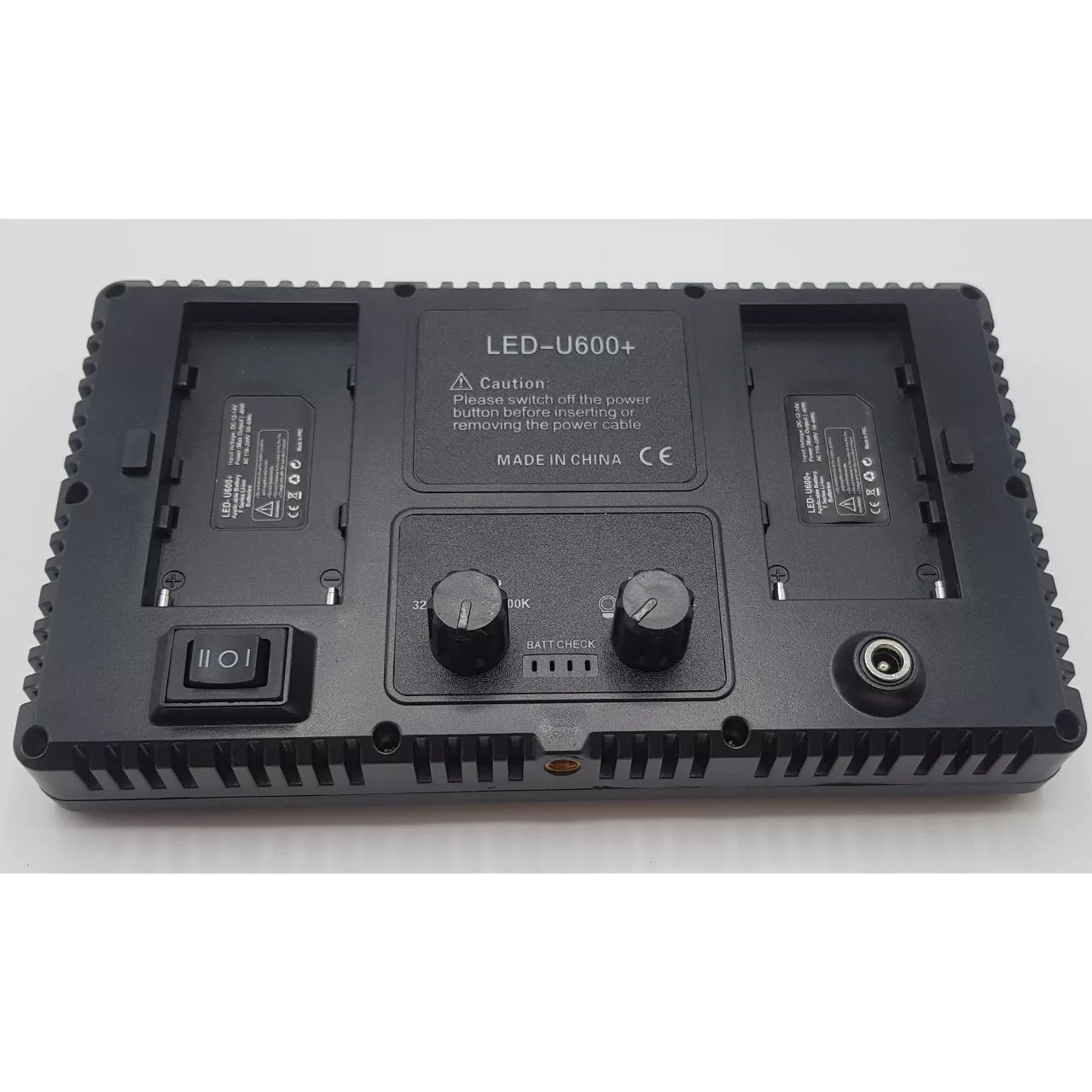 نور ثابت ال ای دی فوتومکس مدل +U600