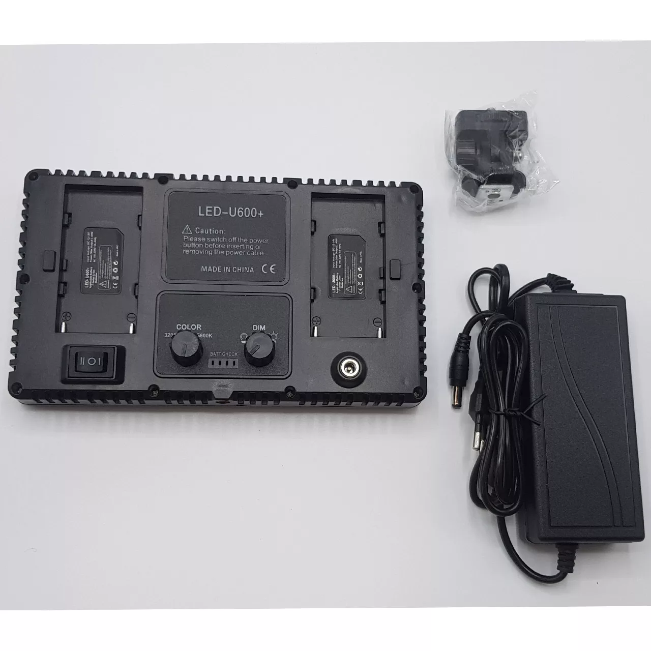 نور ثابت ال ای دی فوتومکس مدل +U600