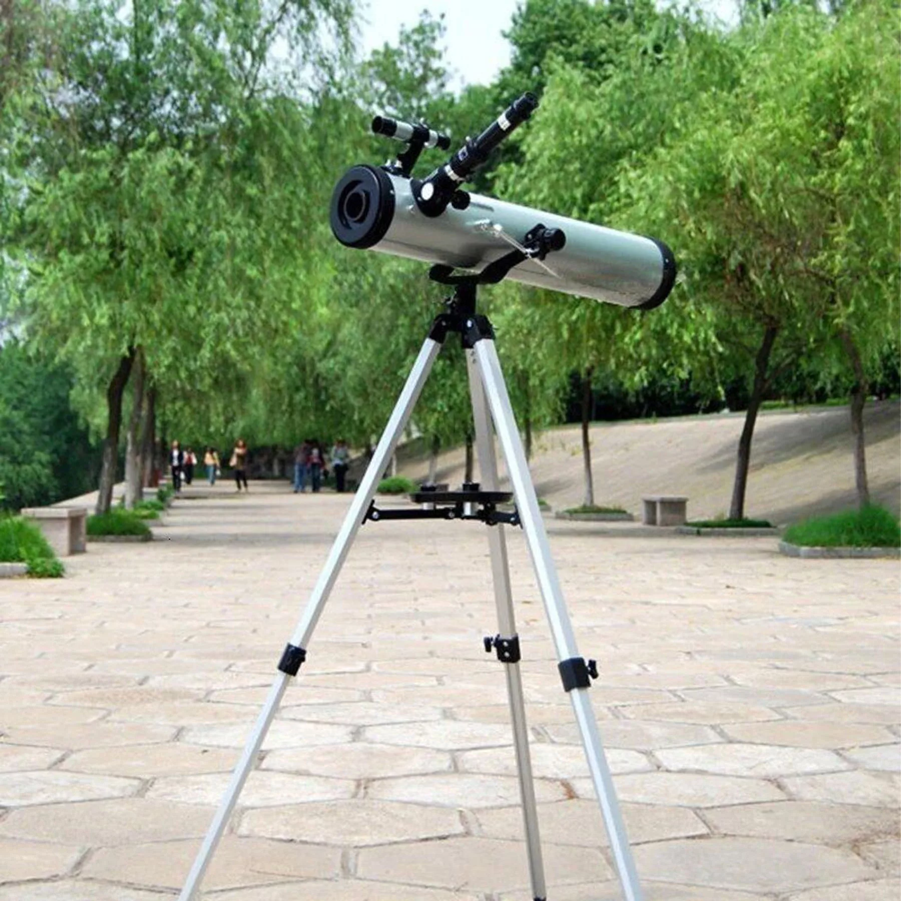 تلسکوپ مدل نیوتونی کد 525x به همراه سه پایه