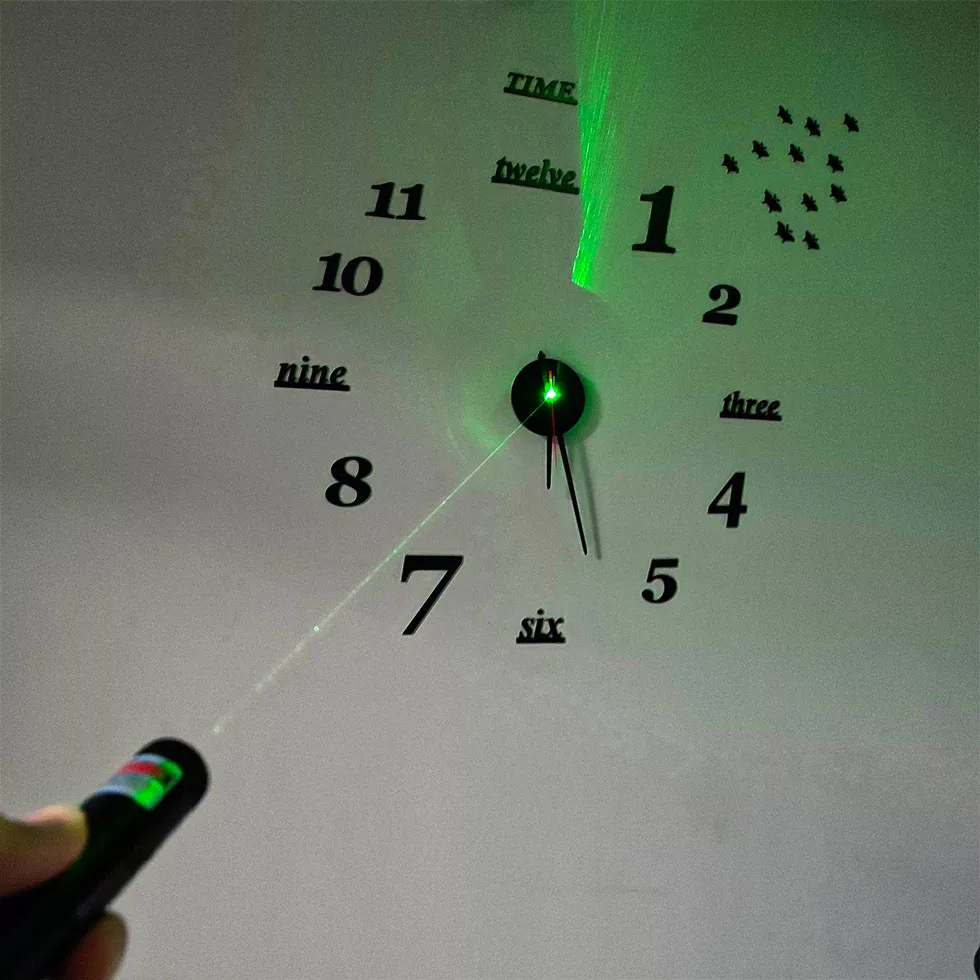 لیزر پوینتر مدل r 303