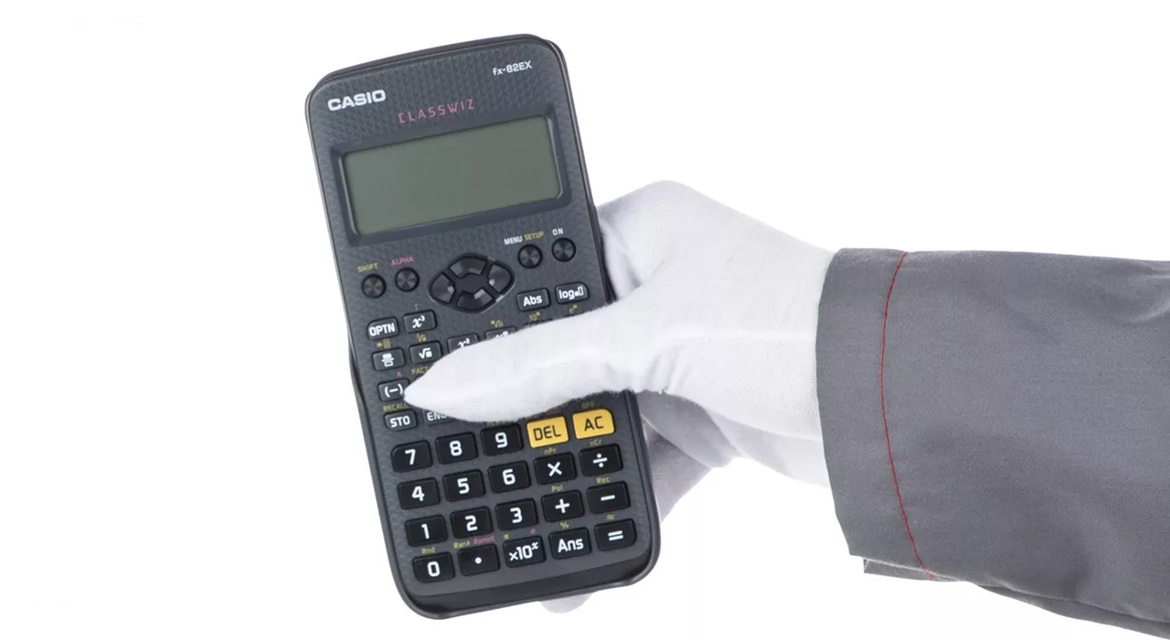 ماشین حساب کاسیو مدل fx-82EX