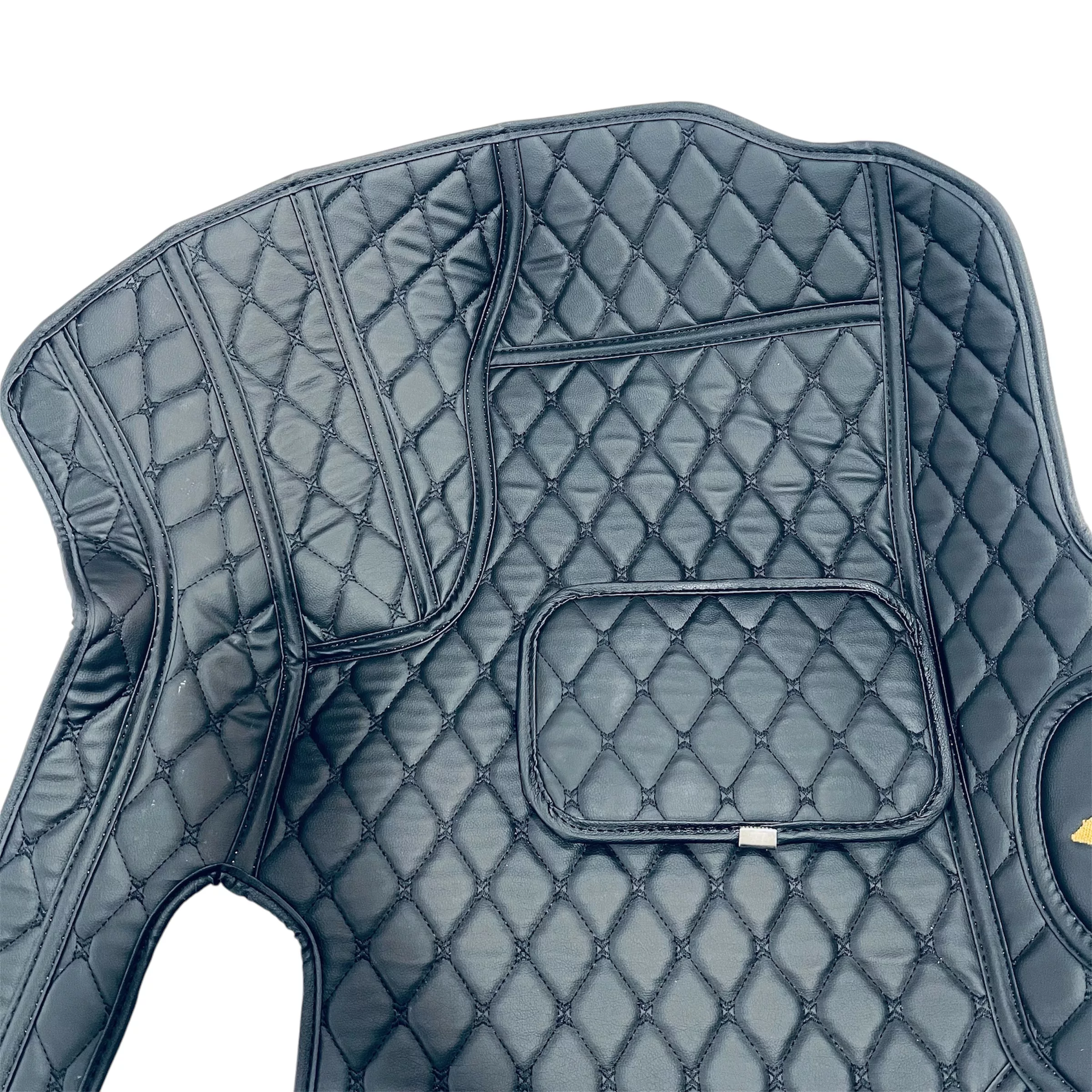 کفپوش 5 بعدی خودرو مدل Ts چرم گلدوزی مناسب برای تارا