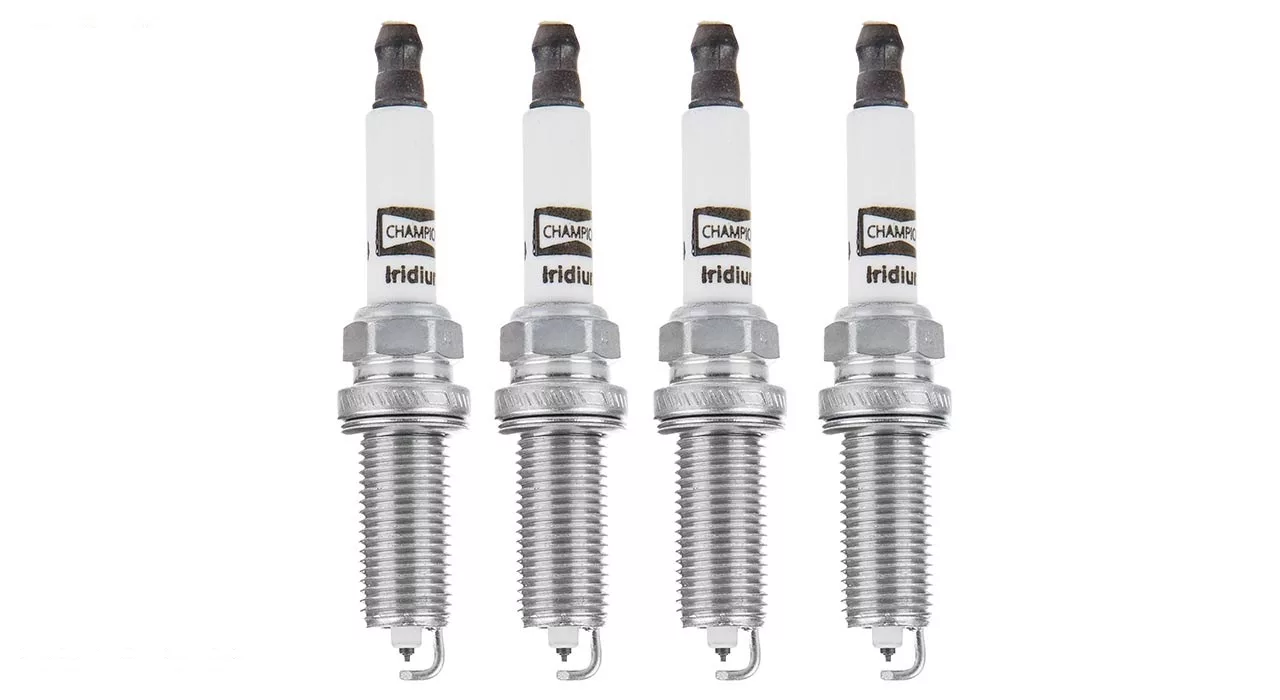 شمع خودرو ایریدیوم سوزنی چمپیون مناسب برای خانواده بنز و بی ام و