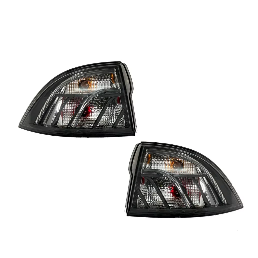 چراغ خطر عقب چپ و راست کروز پلاس کد806 مناسب برای سورن پلاس مجموعه دو عددی