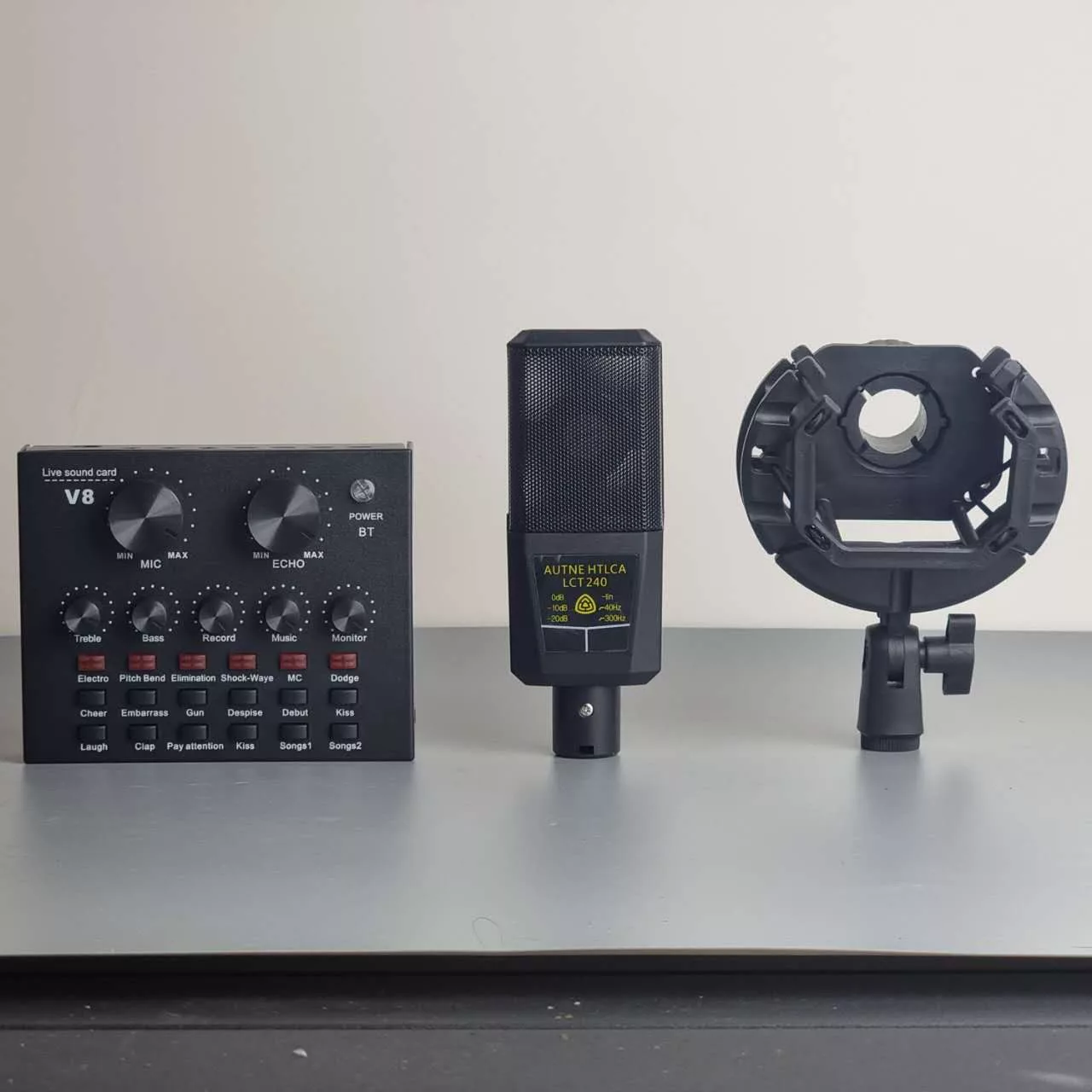 میکروفون استودیویی مدل LCT240 همراه با کارت صدای V8