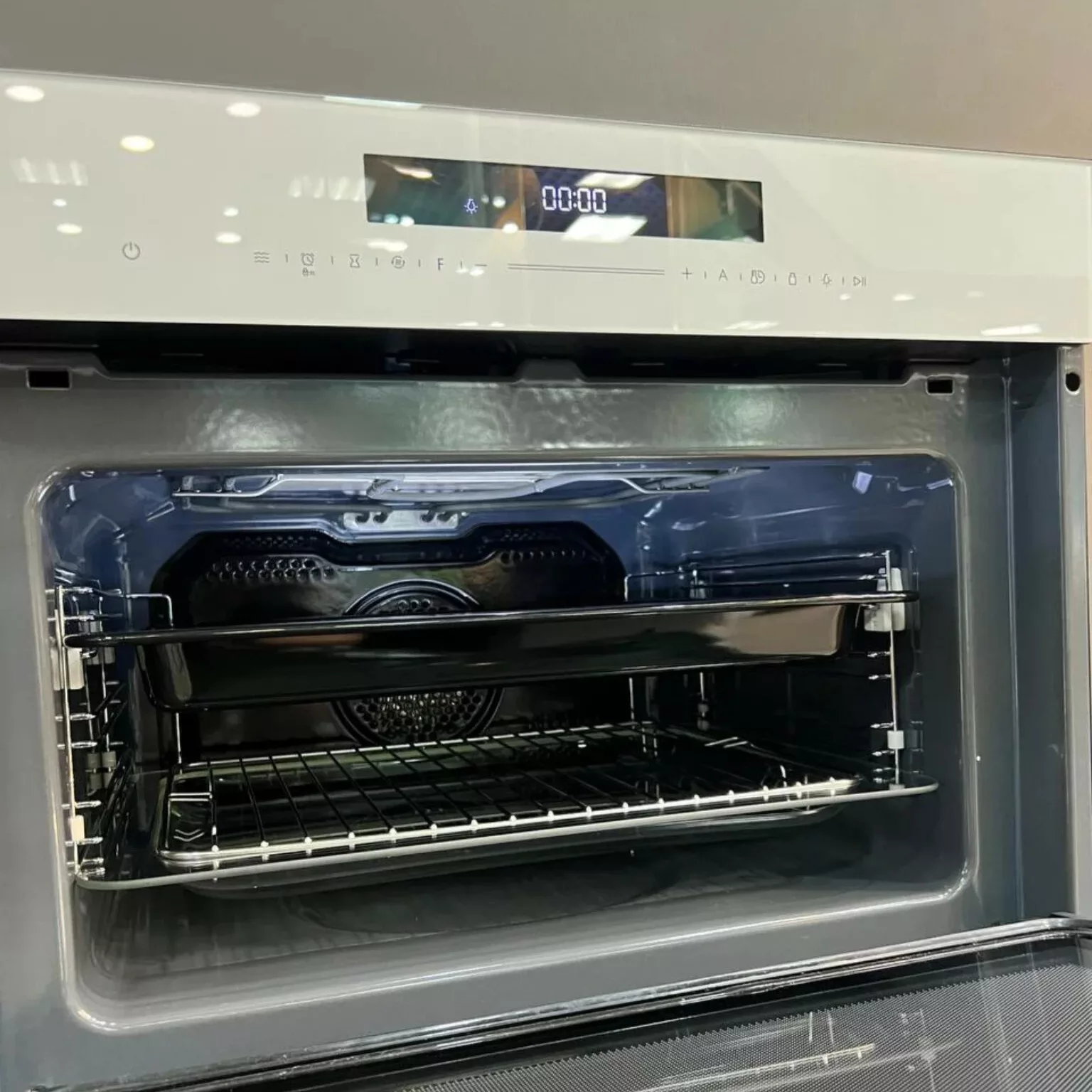 مایکروویو تکنوگاز مدل TTW-73407
