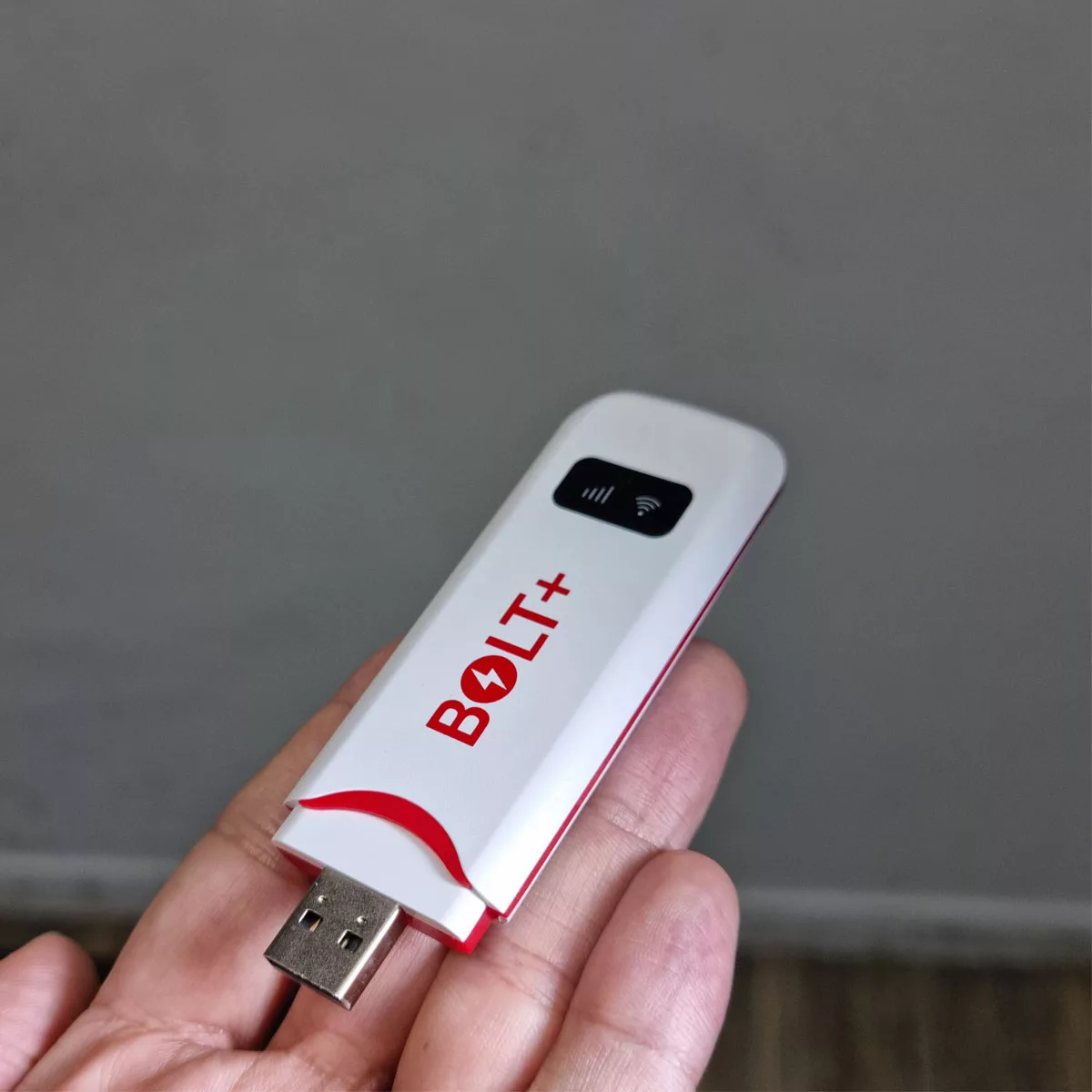 مودم 4G بولت مدل M150