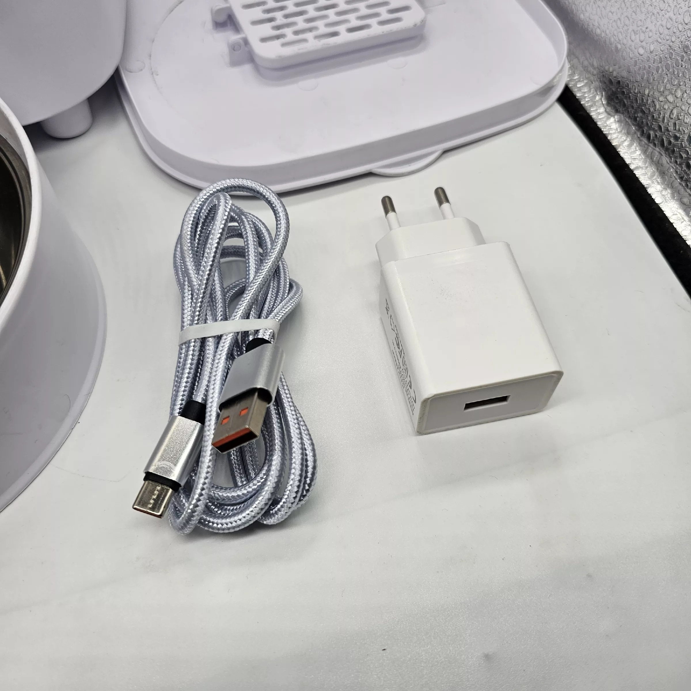 ظرف غذای اتوماتیک سگ و گربه گارفیور مدل wifi-5