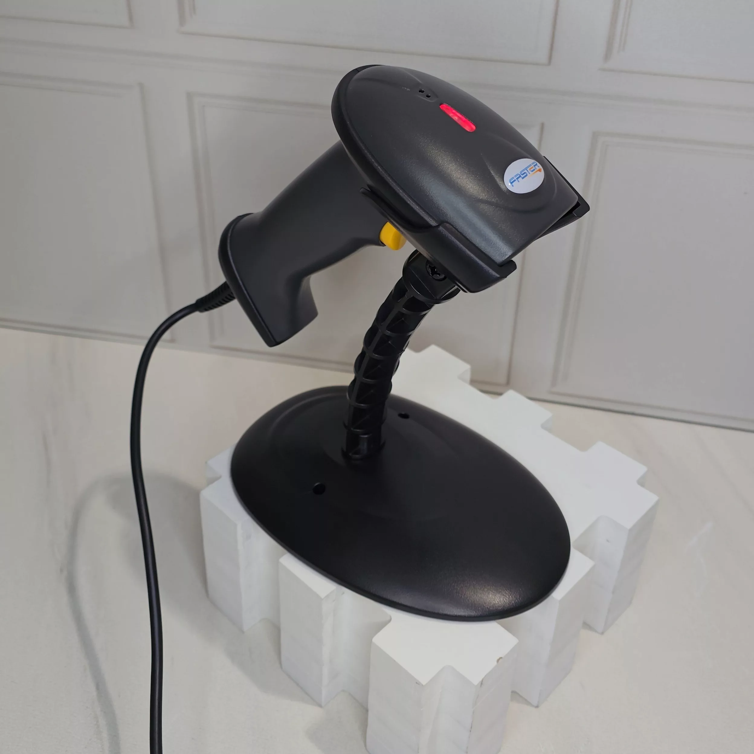 بارکد خوان فستر مدل ALLscan به همراه پایه