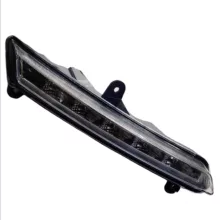 چراغ دیلایت جلو چپ مدل J42-4499010 مناسب ام وی ام آریزو 5