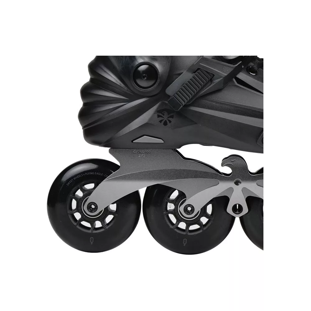 اسکیت کفشی فلاینگ ایگل مدل X7D سایز 40