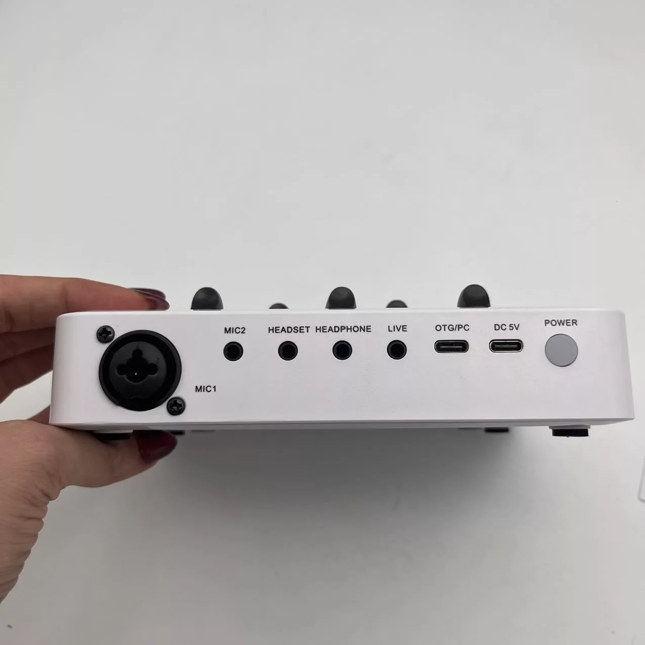 کارت صدا استودیو مدل F11-48V