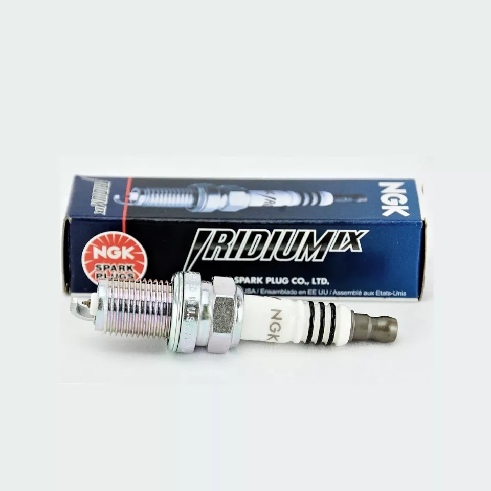 شمع خودرو ان جی کی مدل IX سوزنی پایه کوتاه ایریدیوم BKR6EIX-11 بسته ۴ عددی