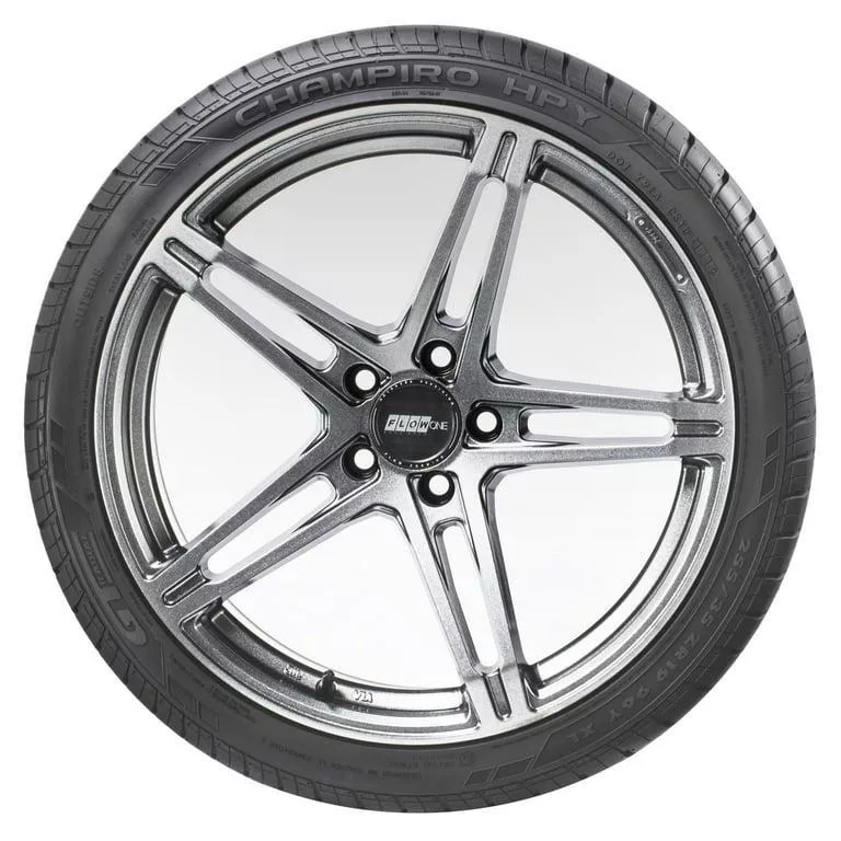 لاستیک خودرو جی تی رادیال مدل HPY سایز 245/40R18 -یک حلقه