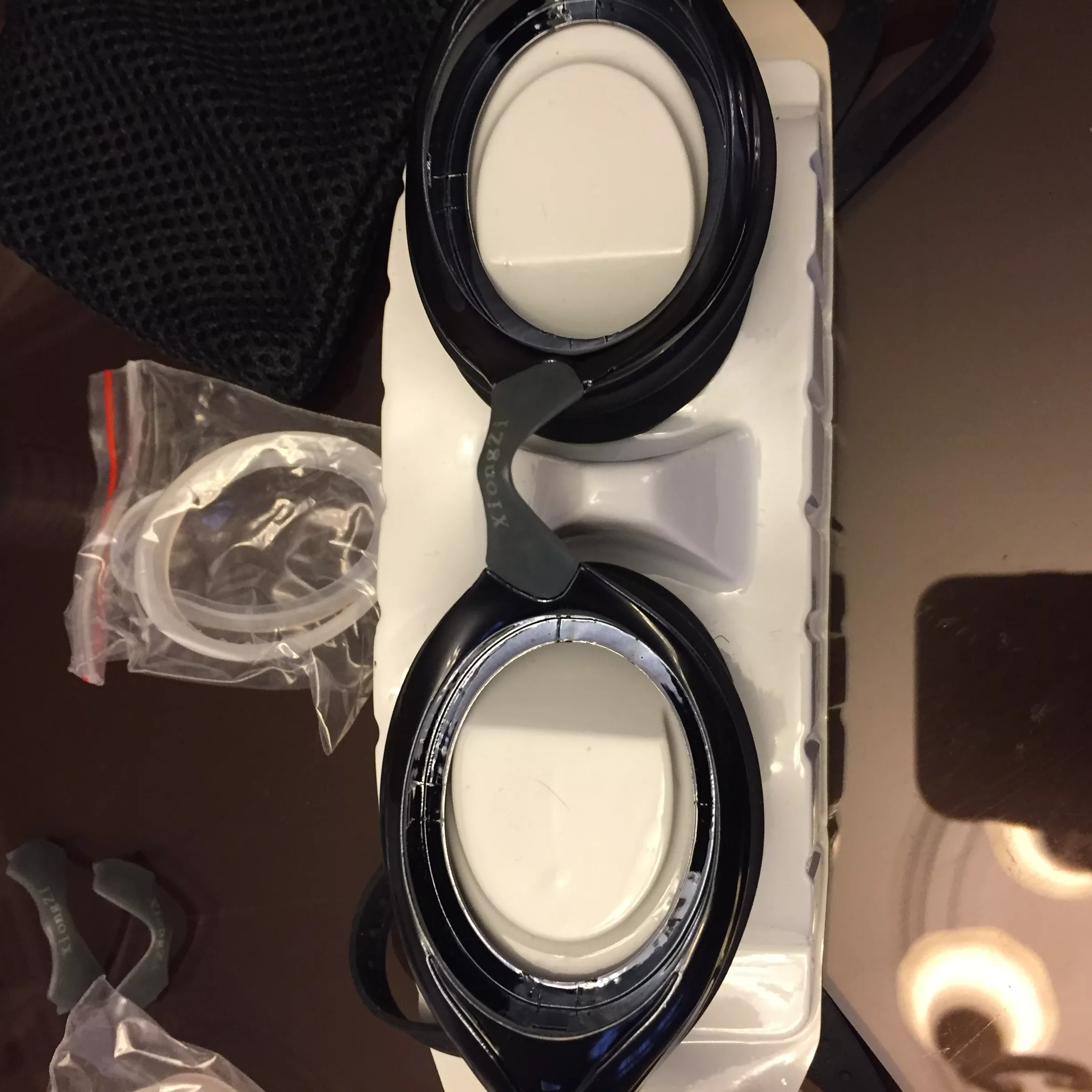 عینک شنا شاونزی مدل xi9423