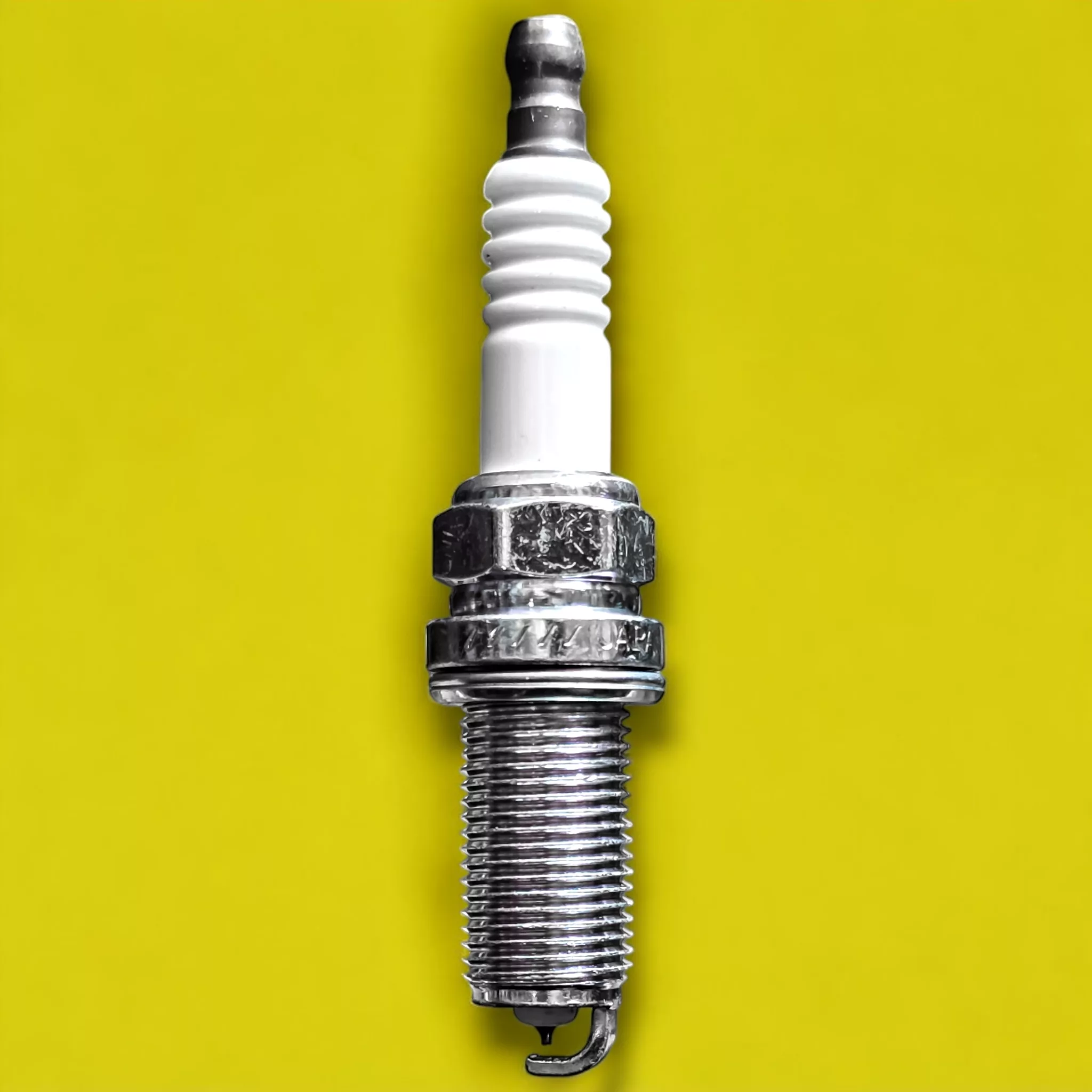 شمع خودرو ان جی کی مدل ۶ سیلندر - سوزنی پایه بلند مناسب برای تویوتا پرادو بسته ۶ عددی