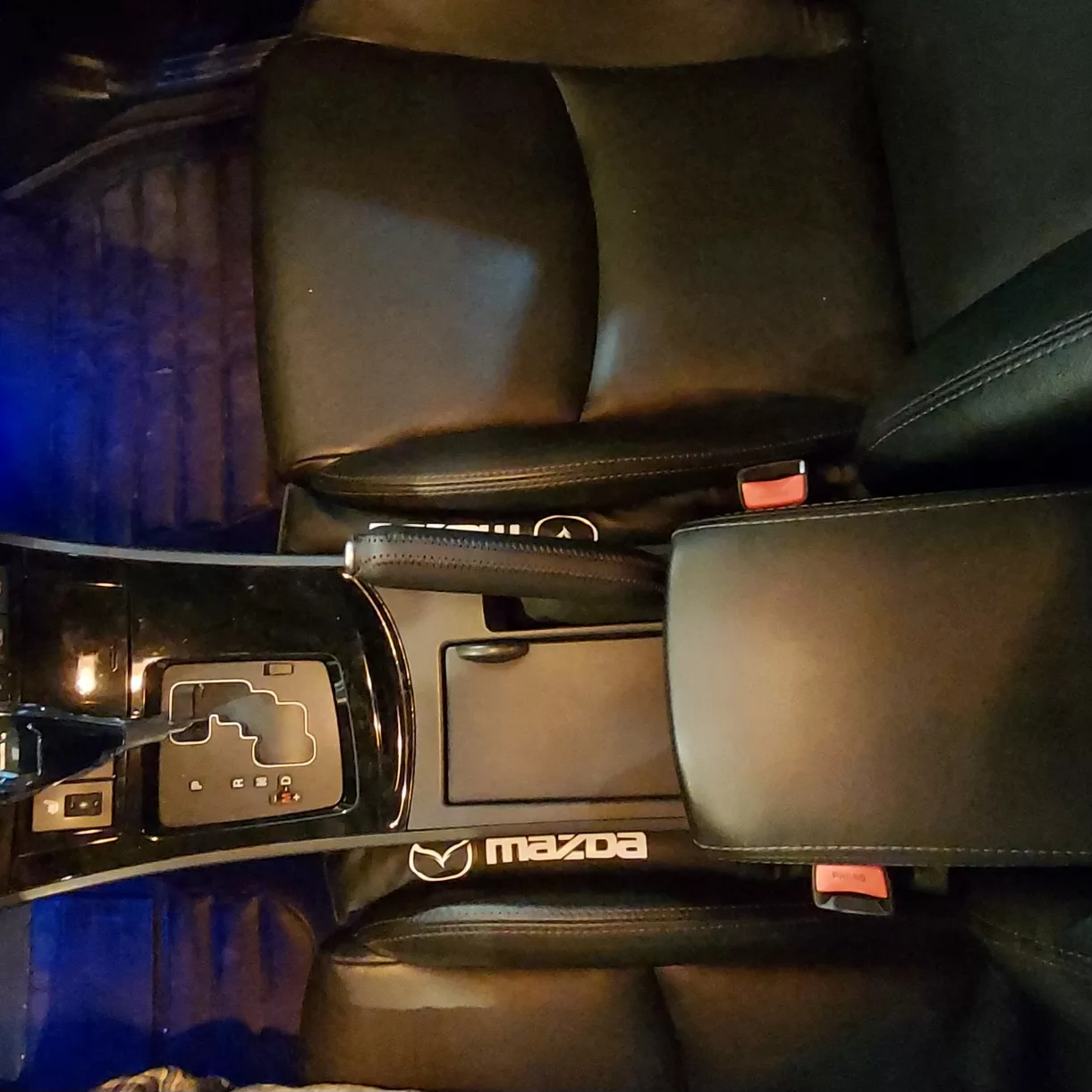 نظم دهنده و پرکننده فضای بین صندلی و کنسول مزدا مدل 2in1 مناسب برای مزدا 3 بسته 4عددی