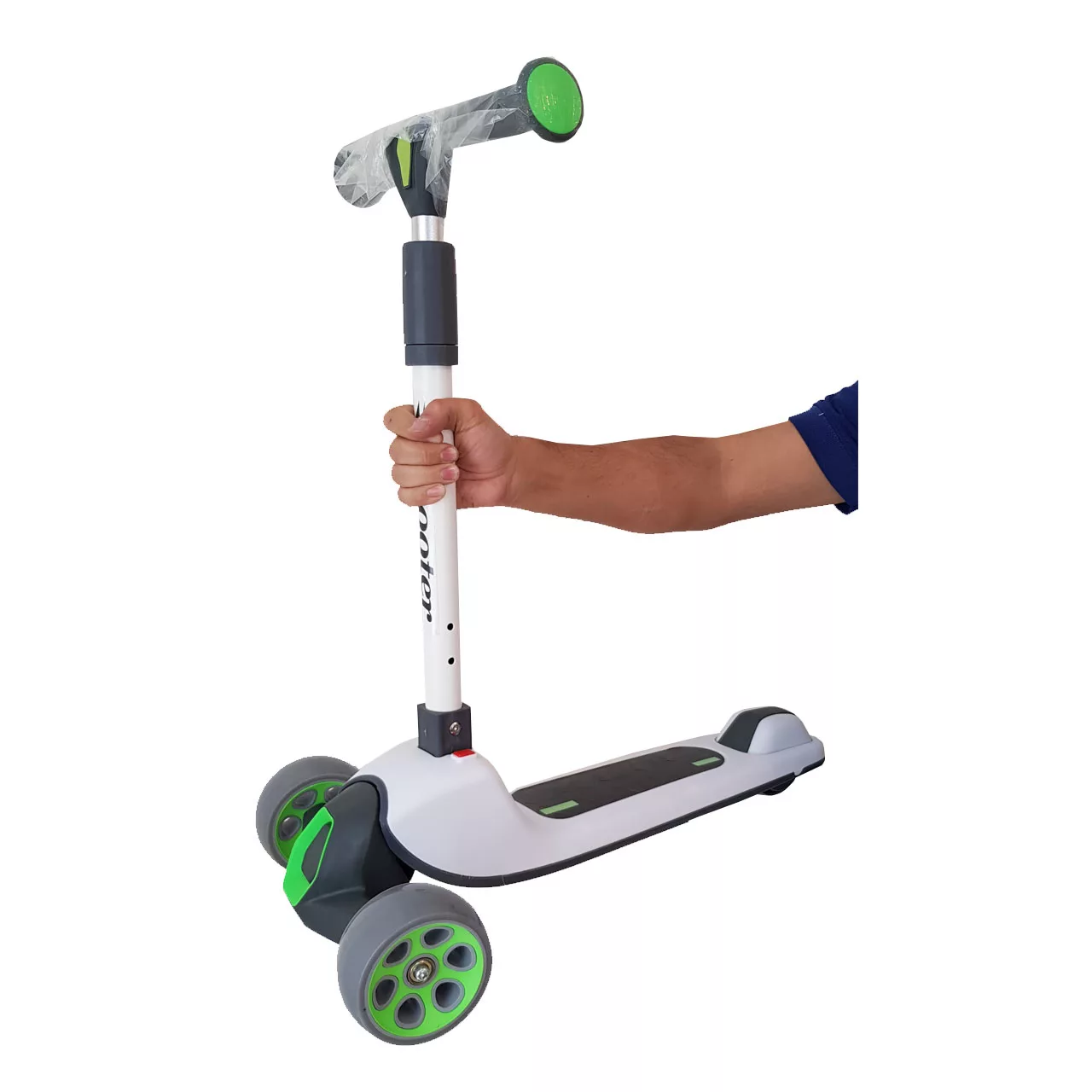 اسکوتر مدل اسپرت QXL 02