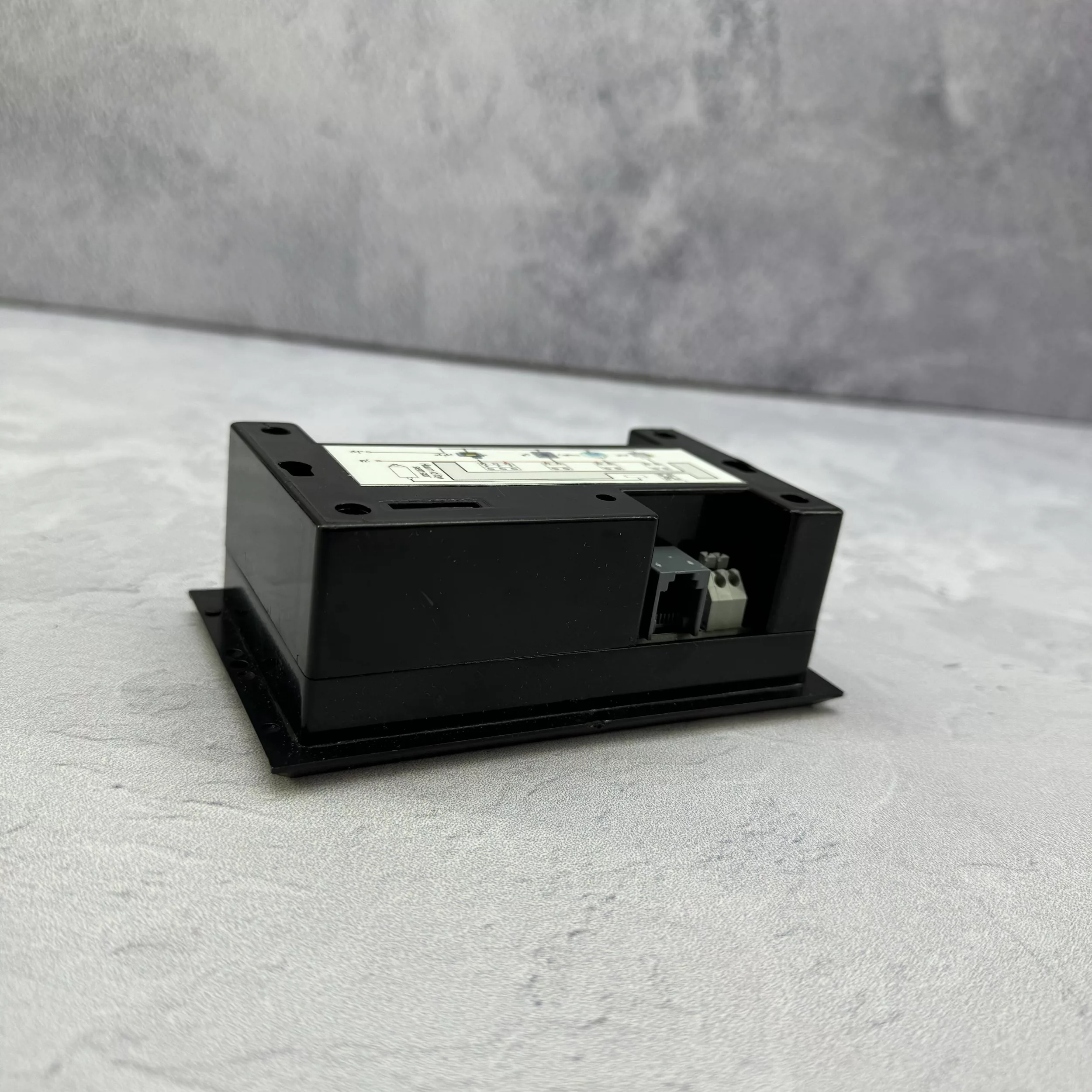 کنترلر دما رطوبت جوجه کشی مدل DHS23