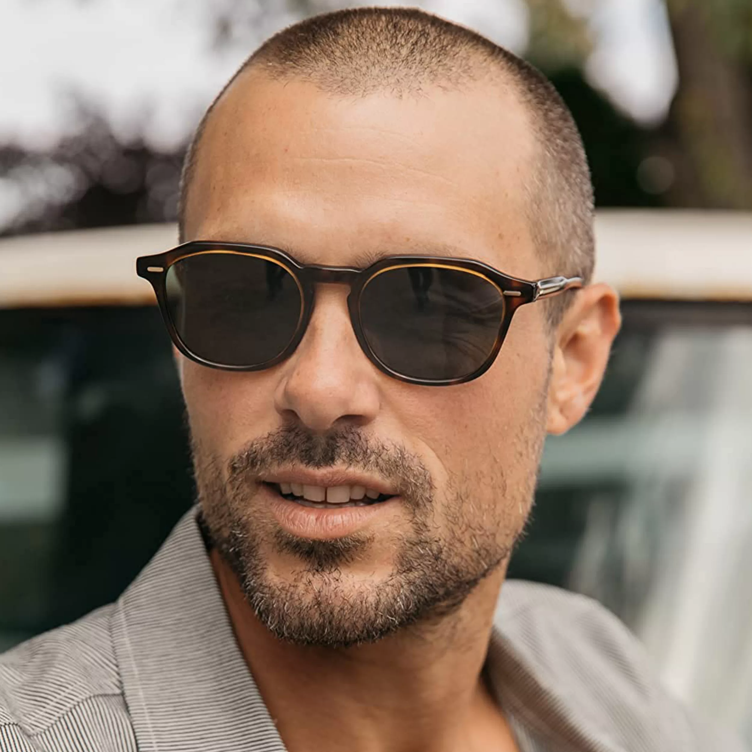 عینک آفتابی رئن مدل Clyve Cove