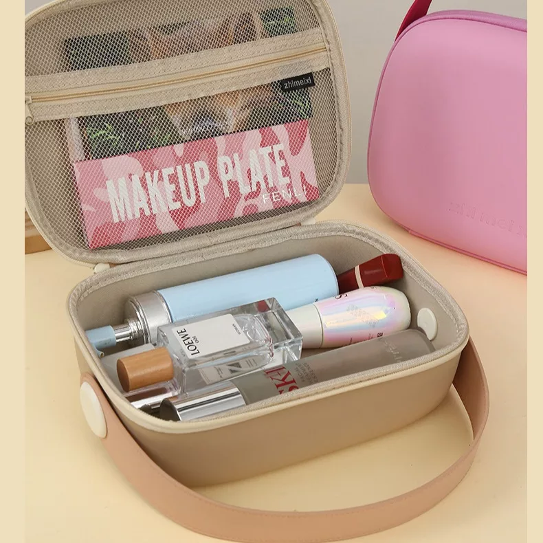 کیف لوازم آرایش و گریم زنانه مدل Universal