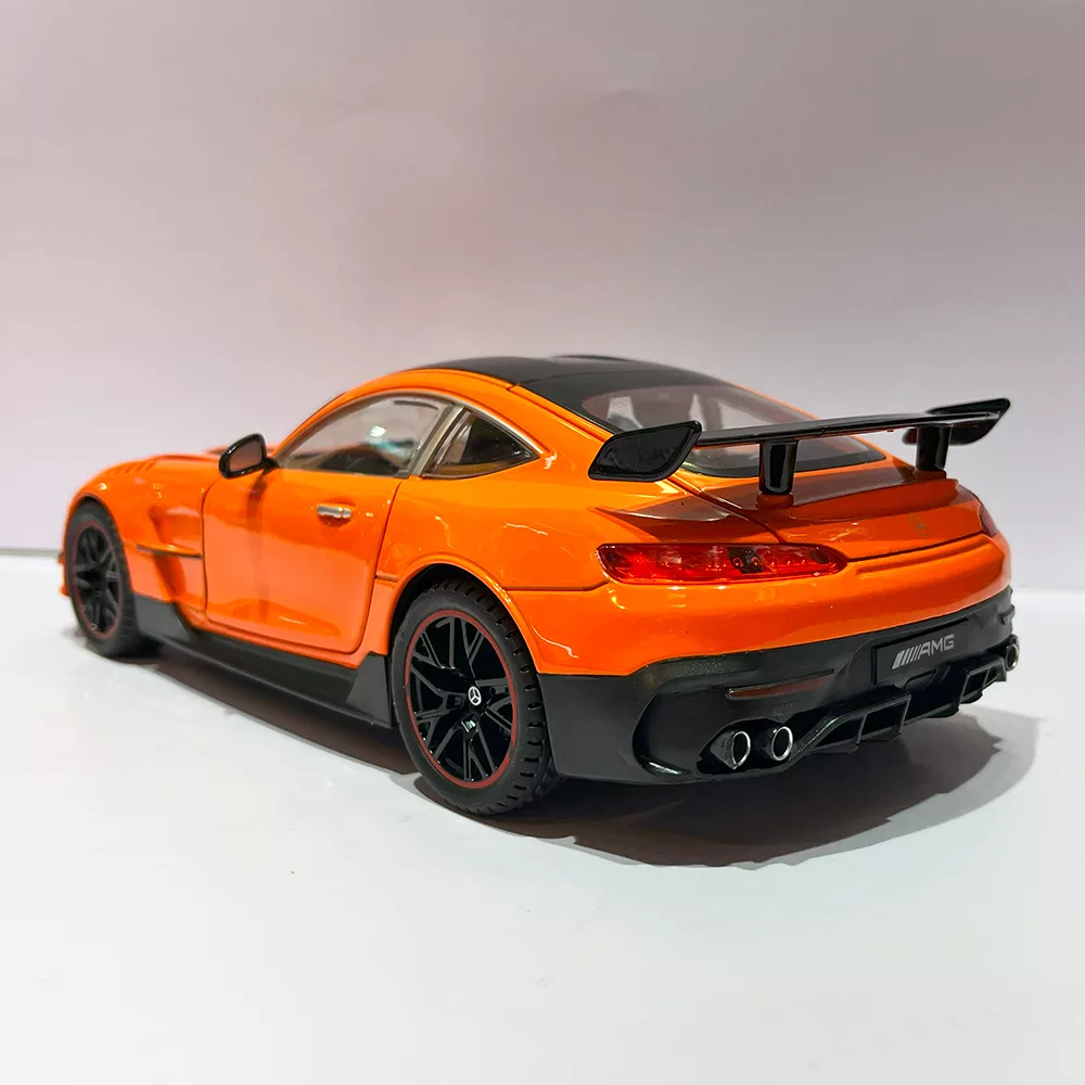 ماکت ماشین مدل بنز AMG GT 1:18