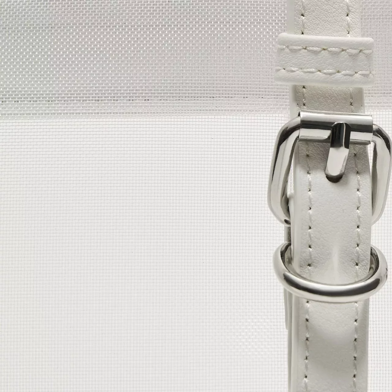 کیف دستی زنانه استرادیواریوس مدل Mesh tote 2025